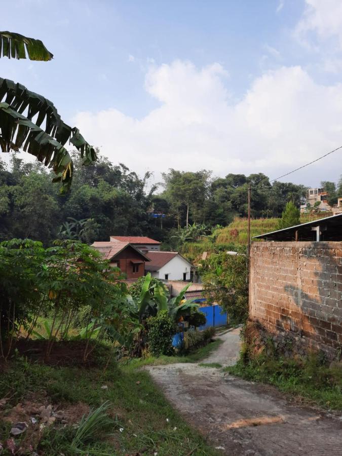 Villa Dhanty Bogor Kültér fotó
