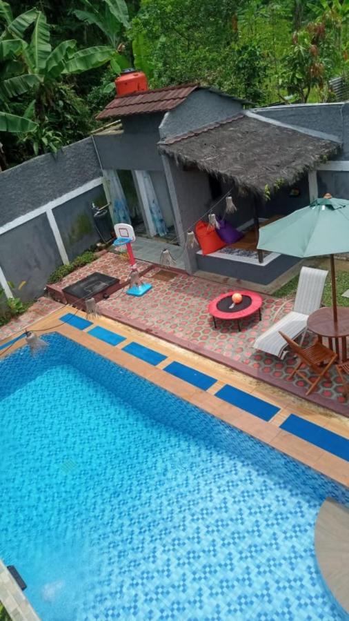 Villa Dhanty Bogor Kültér fotó